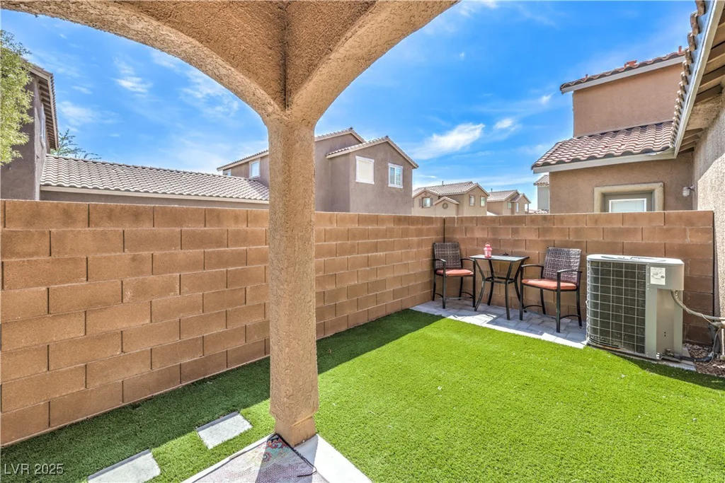 10636 Colter Bay, Las Vegas, NV 89129