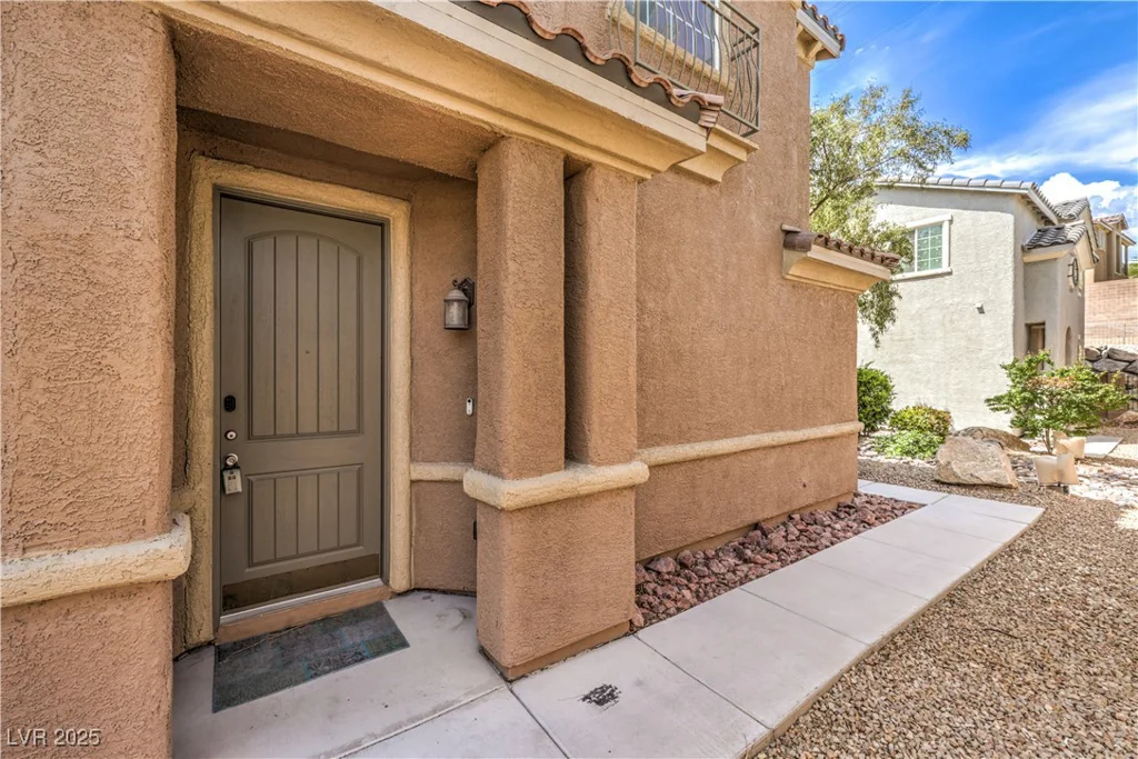 10636 Colter Bay, Las Vegas, NV 89129