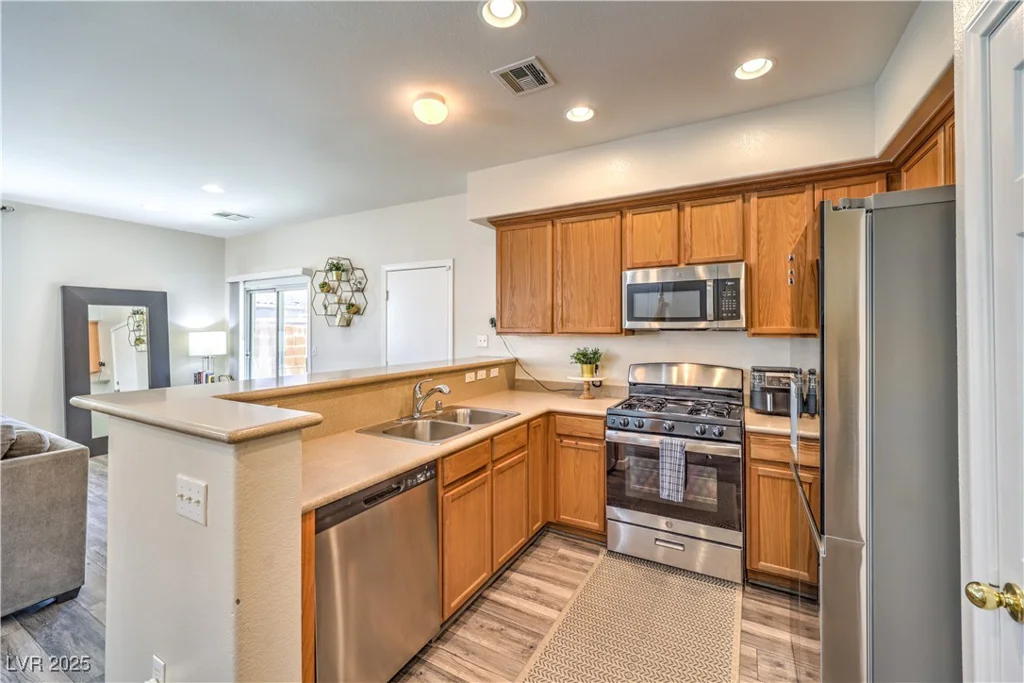 10636 Colter Bay, Las Vegas, NV 89129