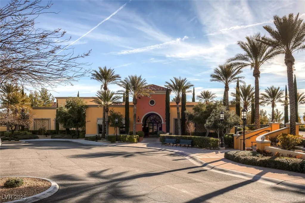 4980 Pensier, Las Vegas, NV 89135