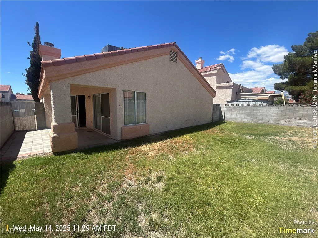 6512 Sterling Springs, Las Vegas, NV 89108