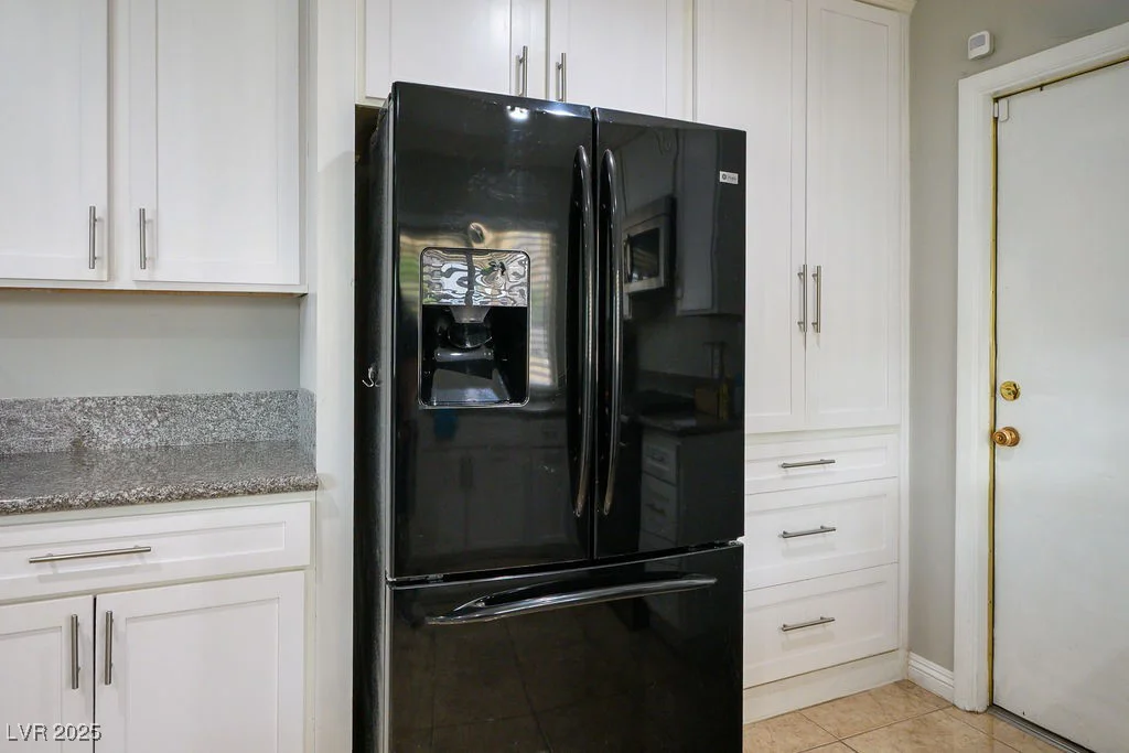 138 Palma Del Rio, Las Vegas, NV 89110