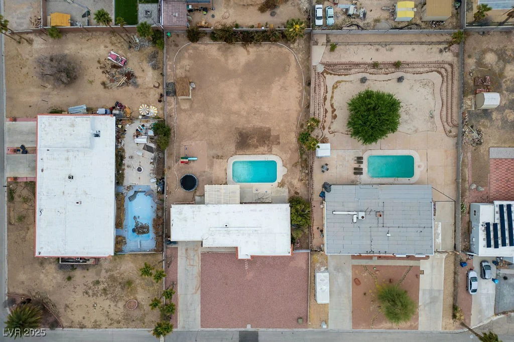 138 Palma Del Rio, Las Vegas, NV 89110
