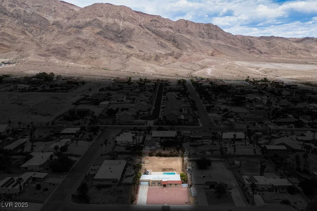 138 Palma Del Rio, Las Vegas, NV 89110