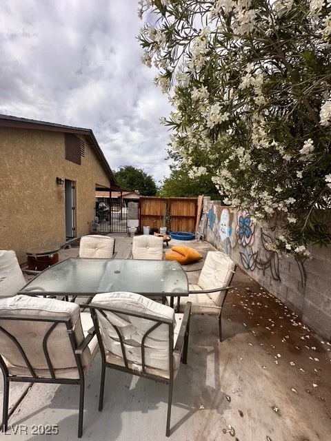 3933 Lighthouse, Las Vegas, NV 89110