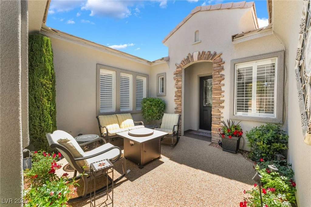 10579 Garden Rose, Las Vegas, NV 89135