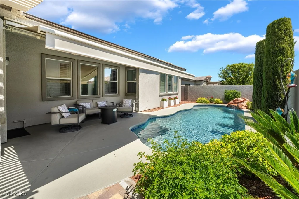 10579 Garden Rose, Las Vegas, NV 89135