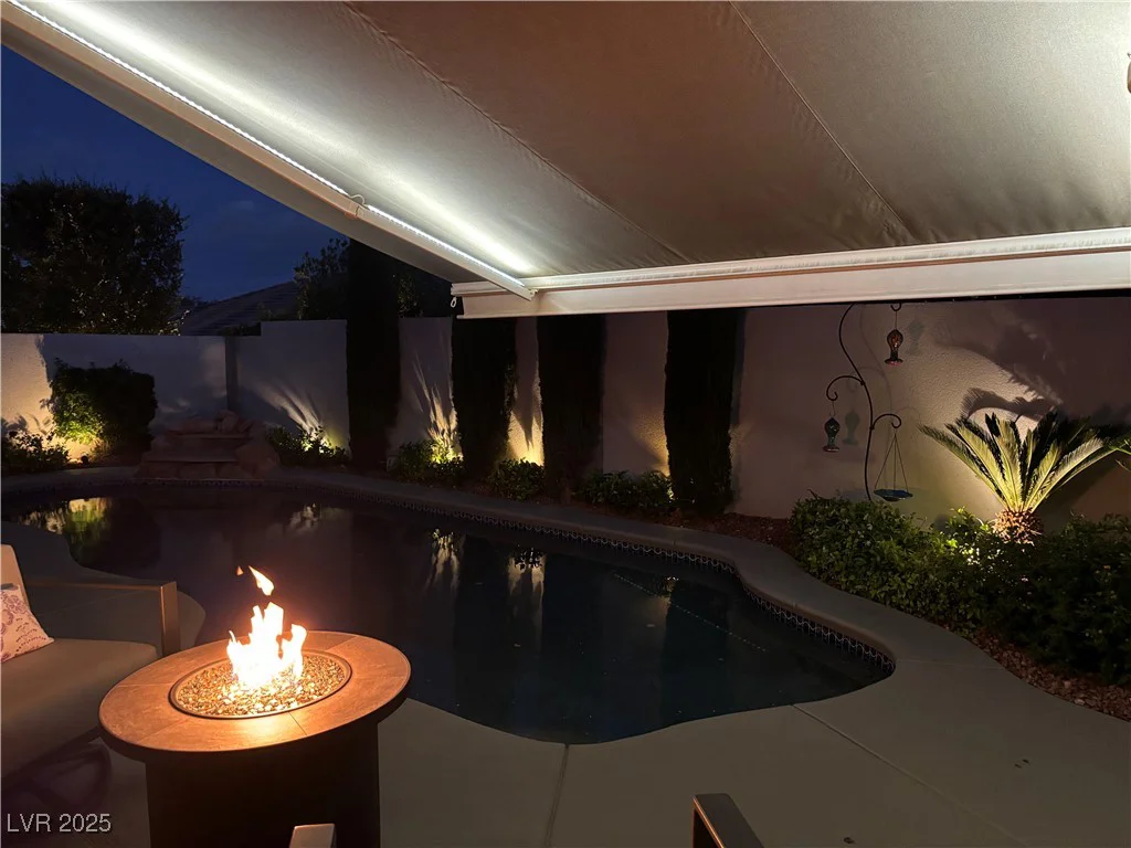 10579 Garden Rose, Las Vegas, NV 89135