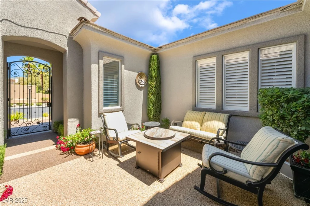 10579 Garden Rose, Las Vegas, NV 89135