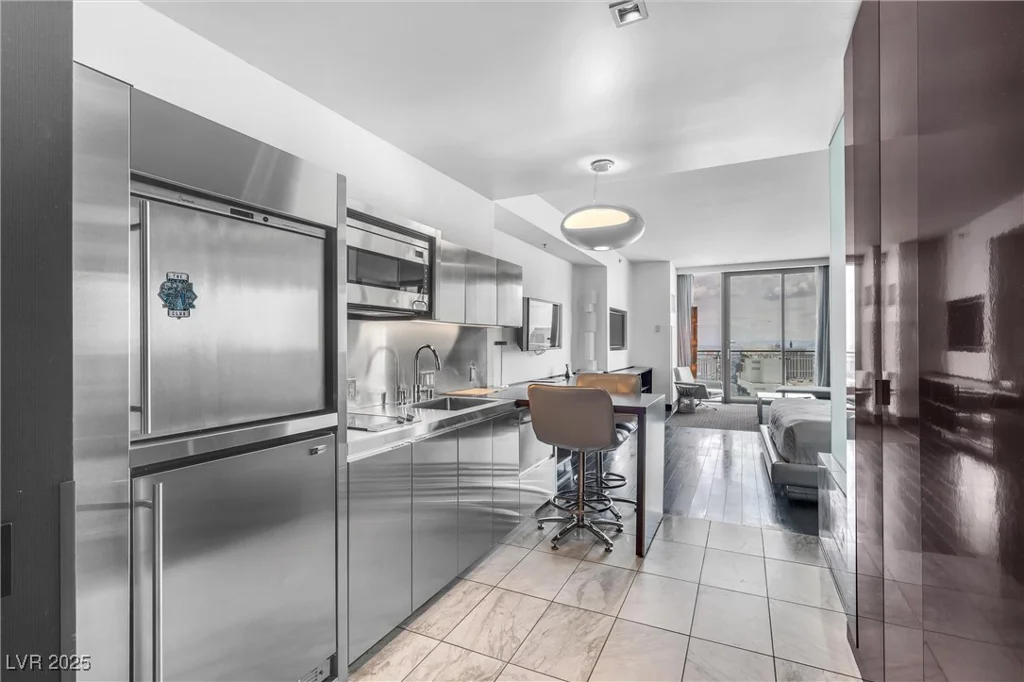 4381 FLAMINGO, Las Vegas, NV 89103