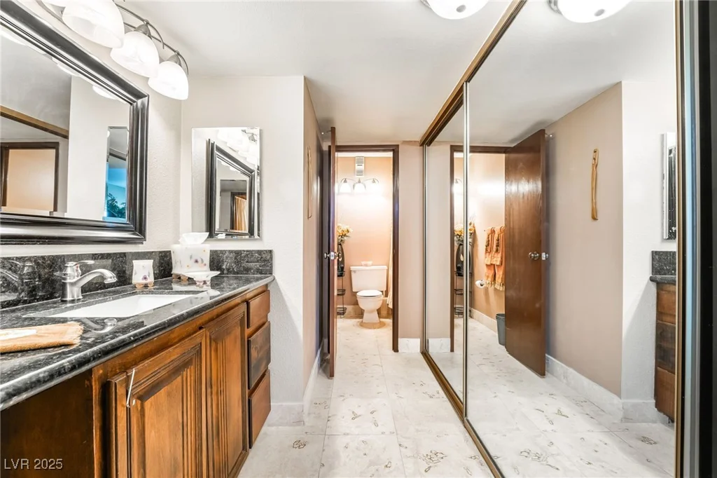 750 Royal Crest, Las Vegas, NV 89169