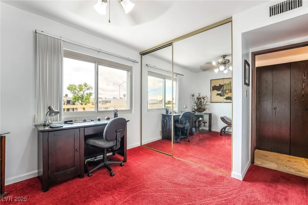 750 Royal Crest, Las Vegas, NV 89169