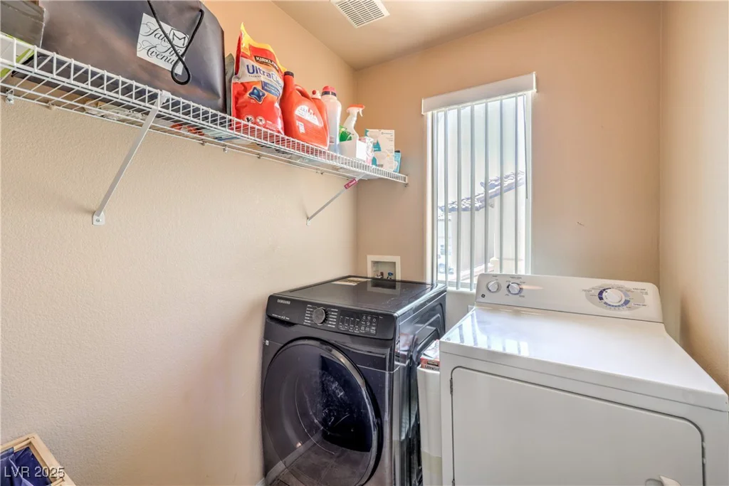 978 Valetta Flat, Las Vegas, NV 89183