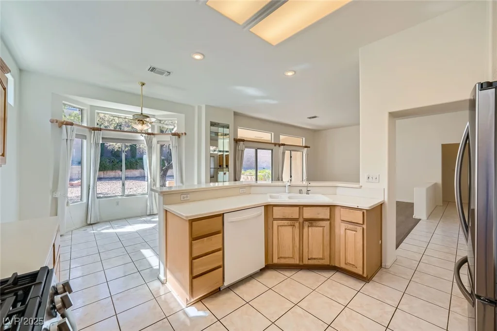 2601 Deer Lake, Las Vegas, NV 89134