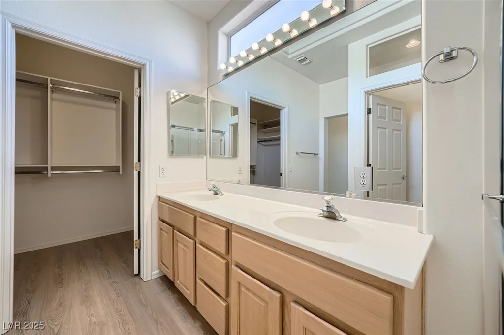2601 Deer Lake, Las Vegas, NV 89134