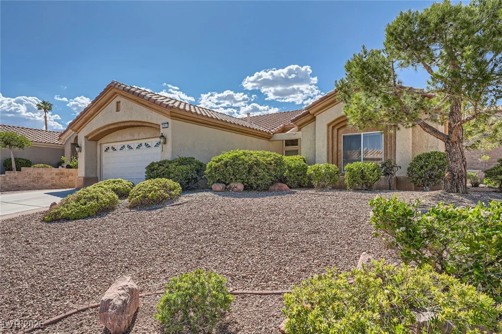 2601 Deer Lake, Las Vegas, NV 89134