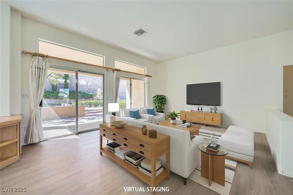 2601 Deer Lake, Las Vegas, NV 89134