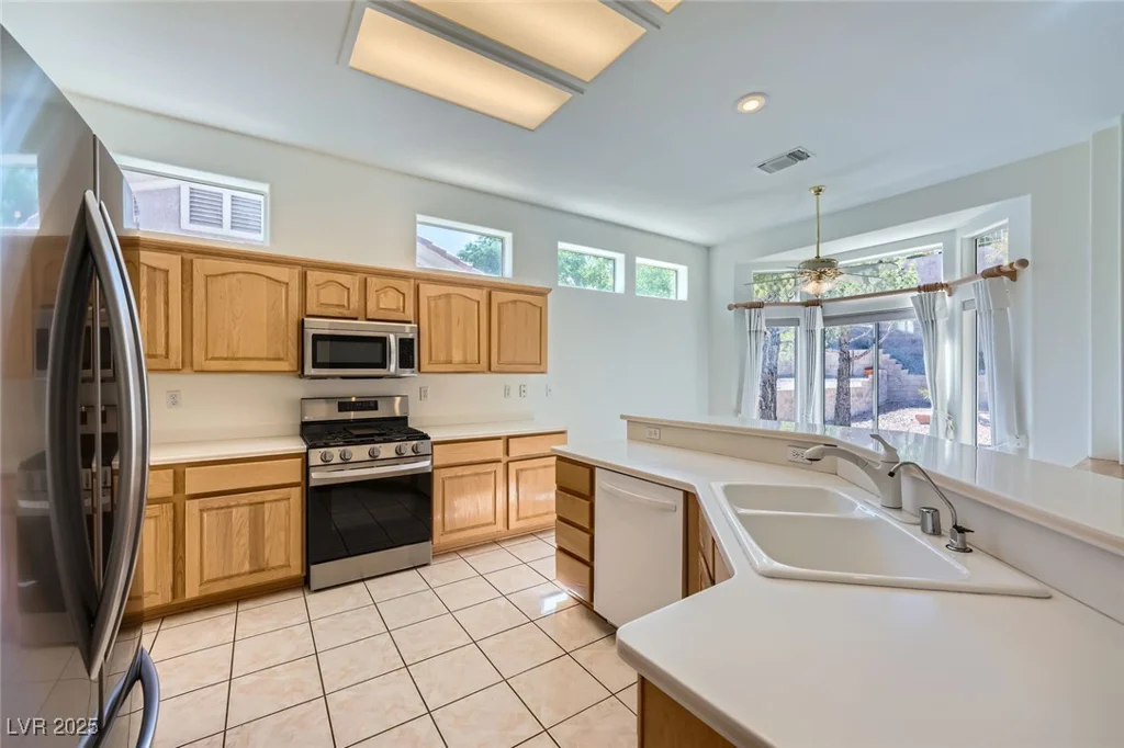 2601 Deer Lake, Las Vegas, NV 89134