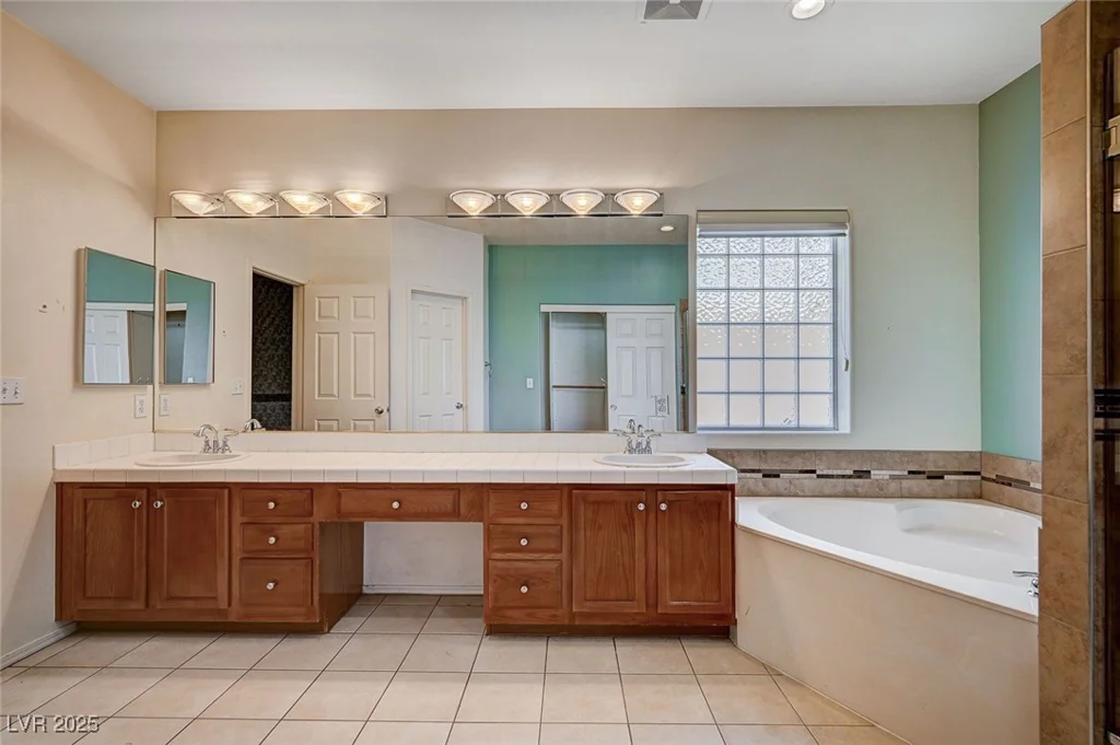5405 Ireland, Las Vegas, NV 89149