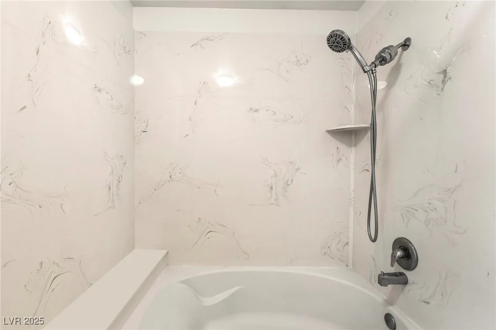 2451 Rainbow, Las Vegas, NV 89108