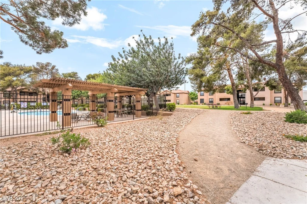 2451 Rainbow, Las Vegas, NV 89108