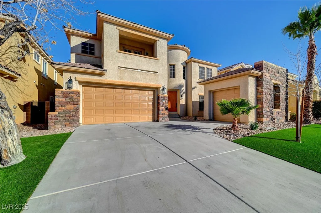 10530 Eagle Nest, Las Vegas, NV 89141