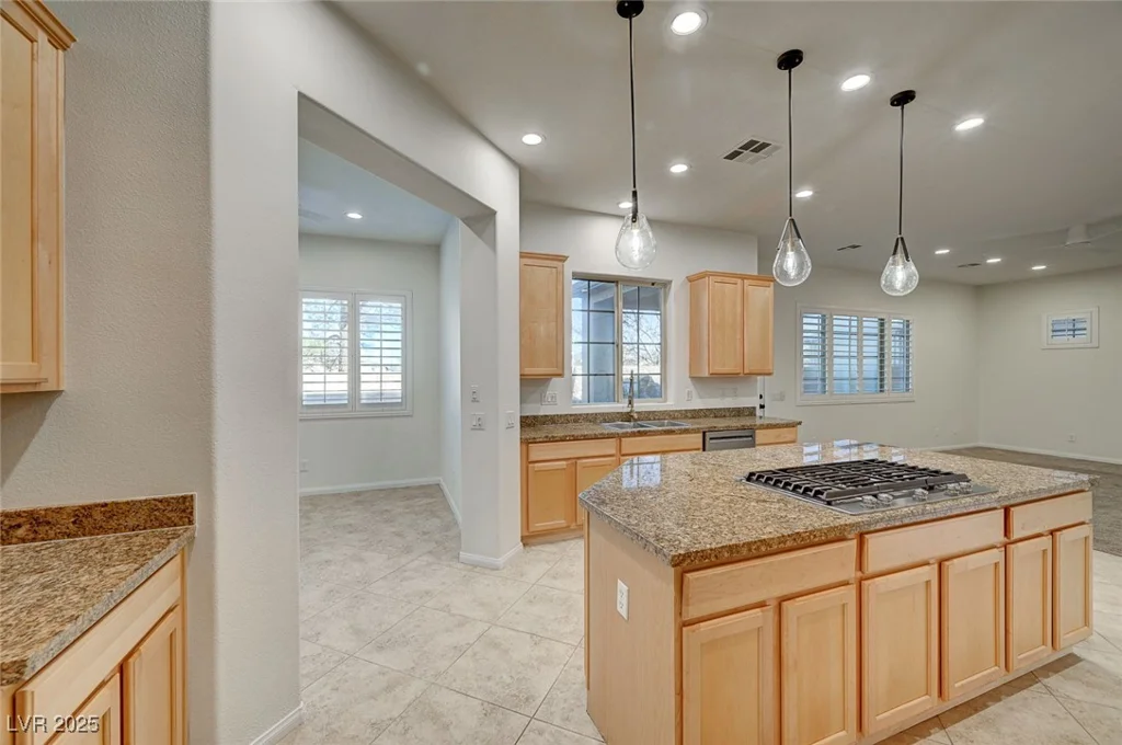 10530 Eagle Nest, Las Vegas, NV 89141