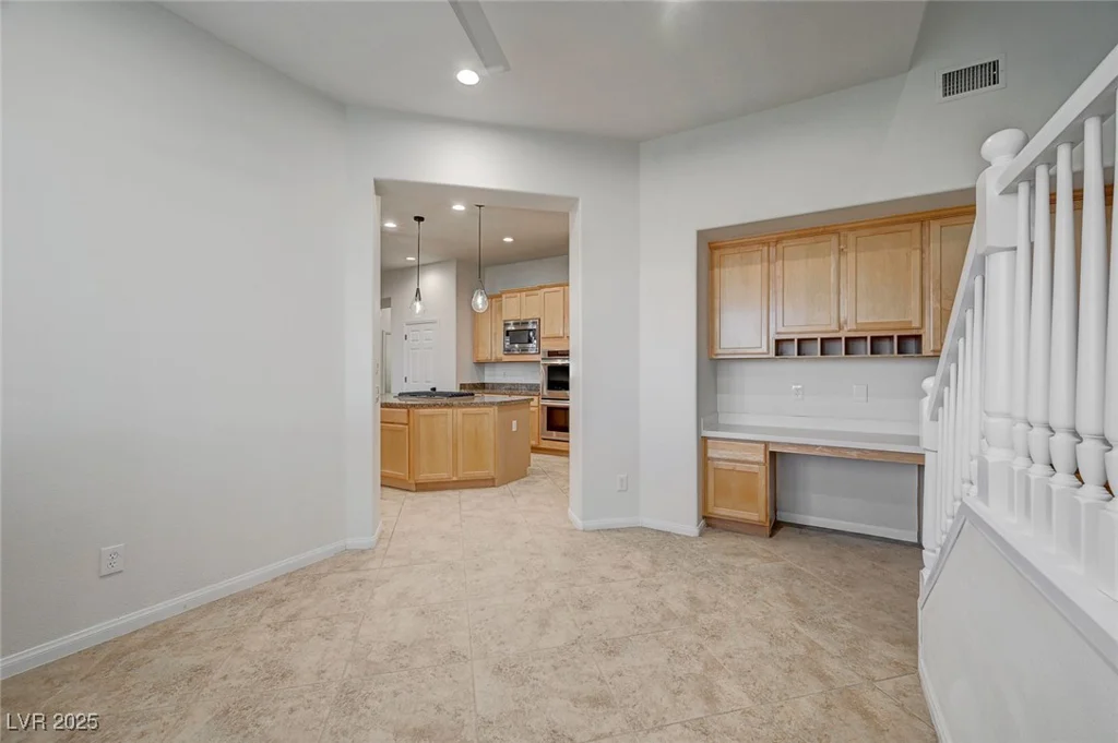 10530 Eagle Nest, Las Vegas, NV 89141