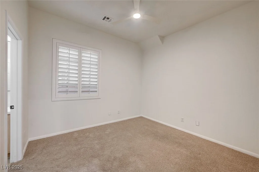 10530 Eagle Nest, Las Vegas, NV 89141