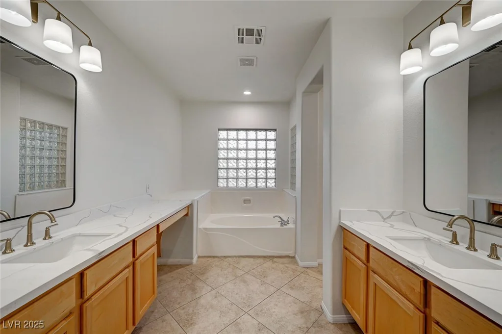 10530 Eagle Nest, Las Vegas, NV 89141