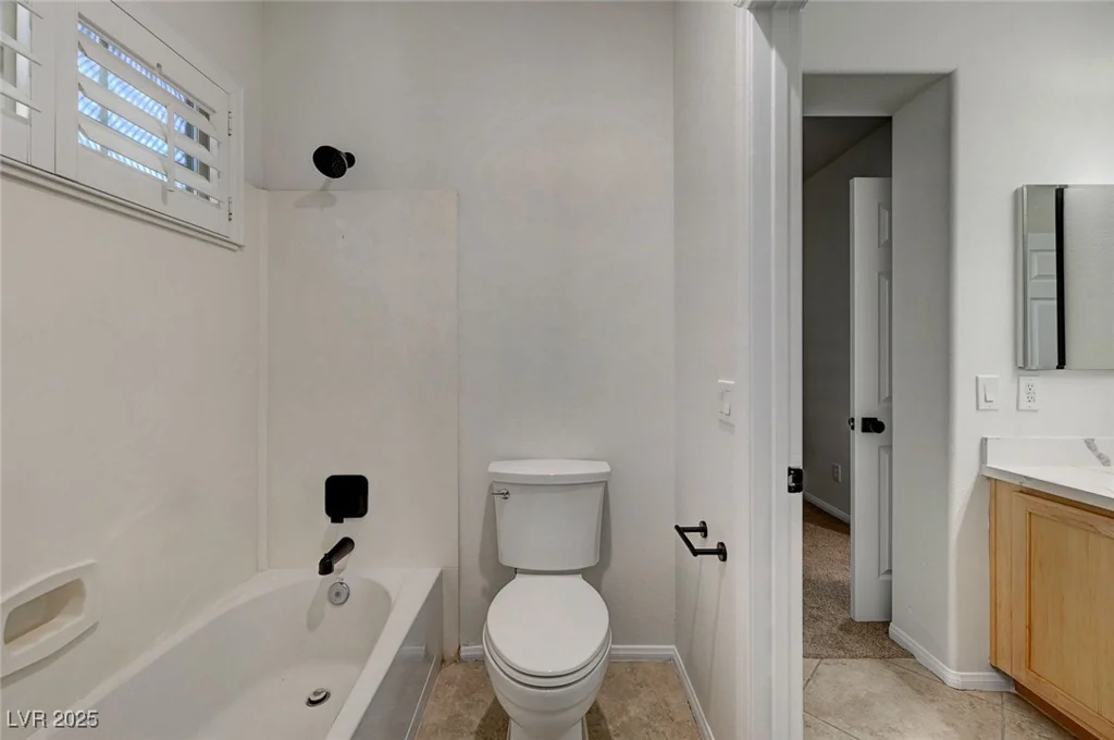 10530 Eagle Nest, Las Vegas, NV 89141