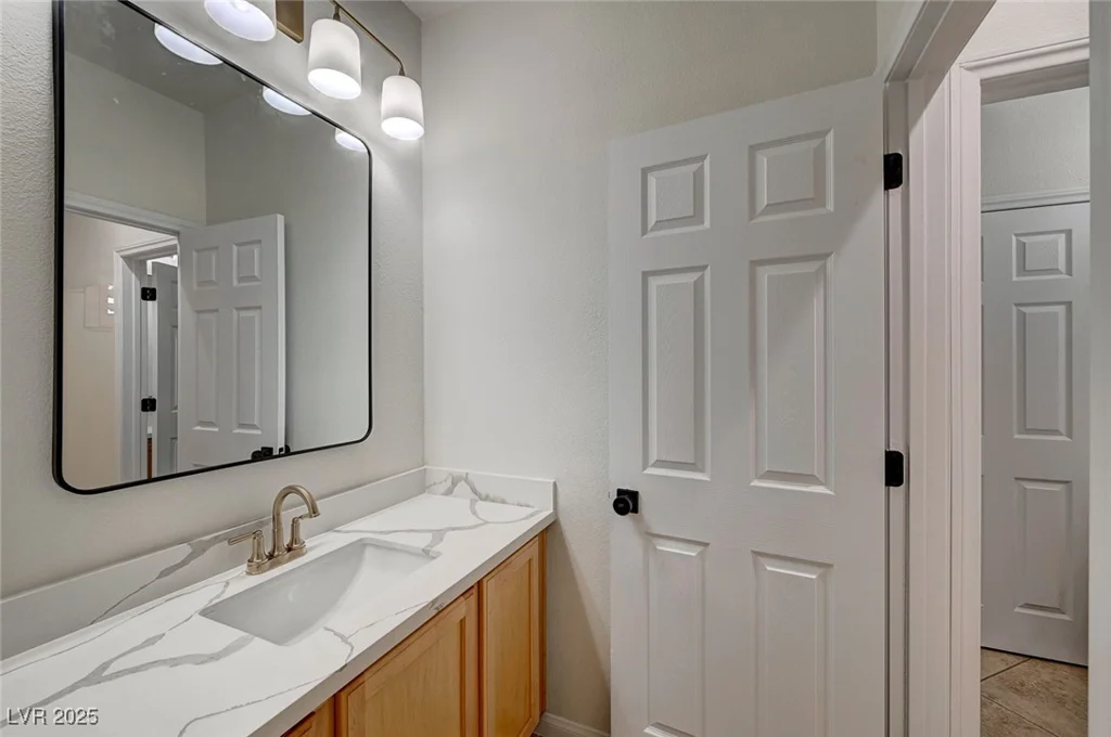 10530 Eagle Nest, Las Vegas, NV 89141
