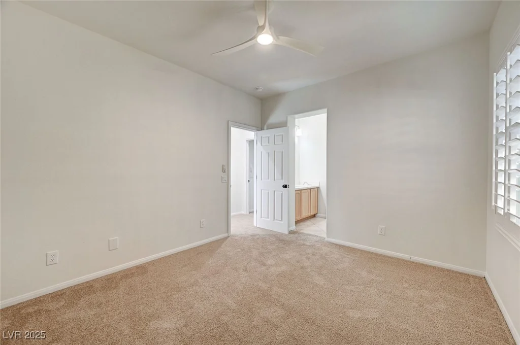 10530 Eagle Nest, Las Vegas, NV 89141