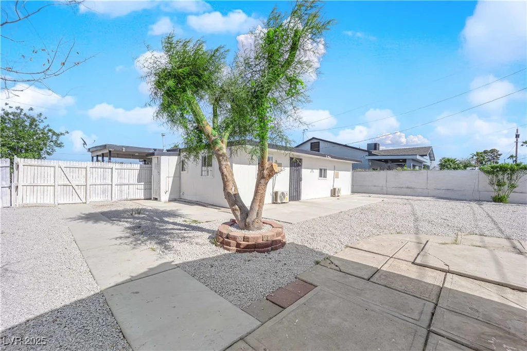 1800 Atlantic, Las Vegas, NV 89104