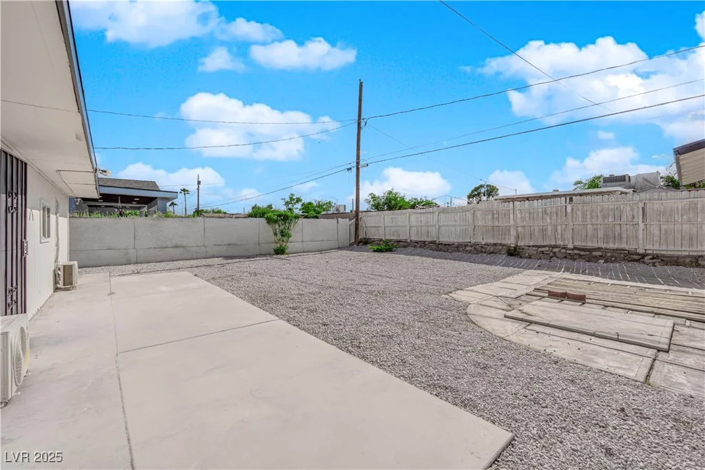 1800 Atlantic, Las Vegas, NV 89104