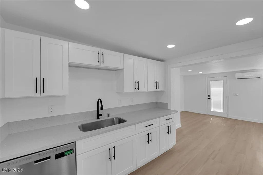 1800 Atlantic, Las Vegas, NV 89104