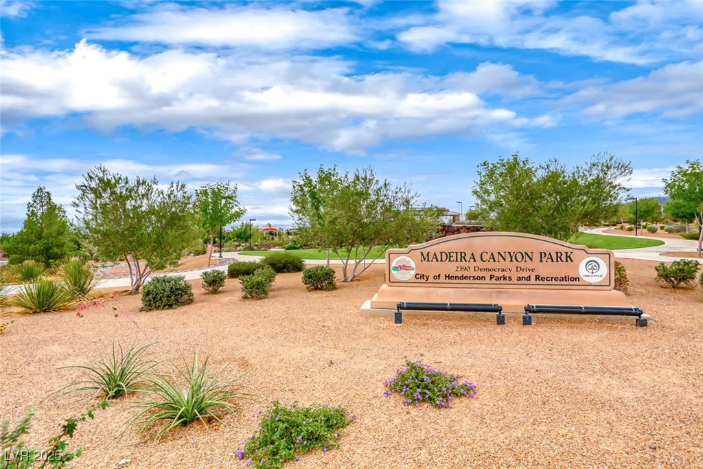 2601 Bechamel, Henderson, NV 89044