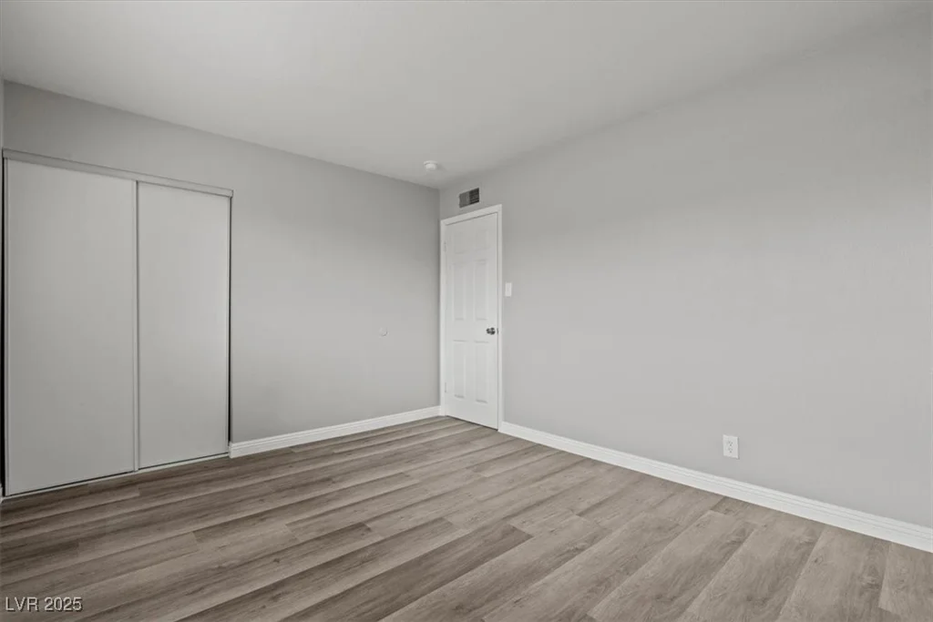 6437 Burgundy, Las Vegas, NV 89107