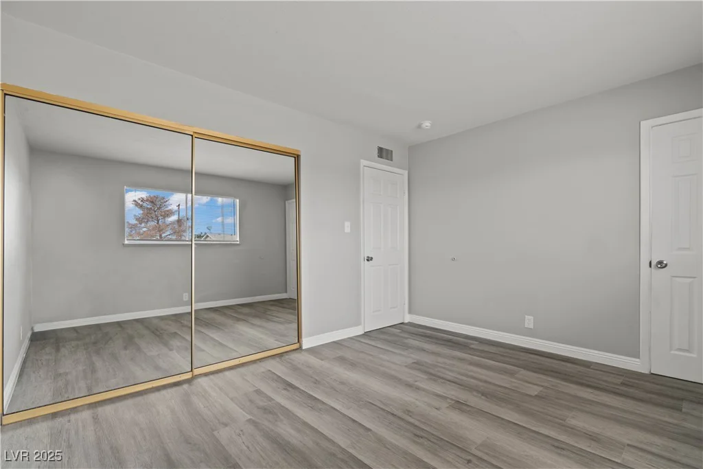 6437 Burgundy, Las Vegas, NV 89107