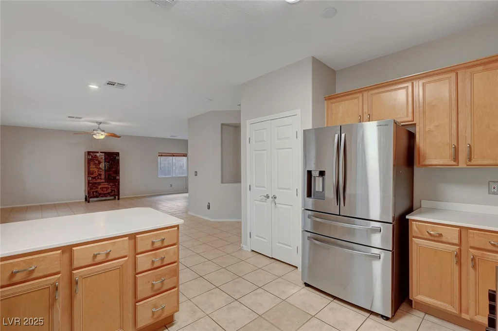 9017 Wolf Dancer, Las Vegas, NV 89143