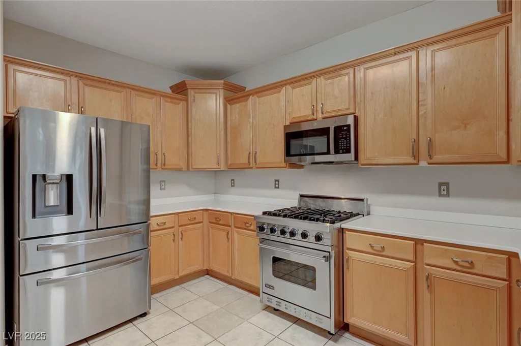 9017 Wolf Dancer, Las Vegas, NV 89143