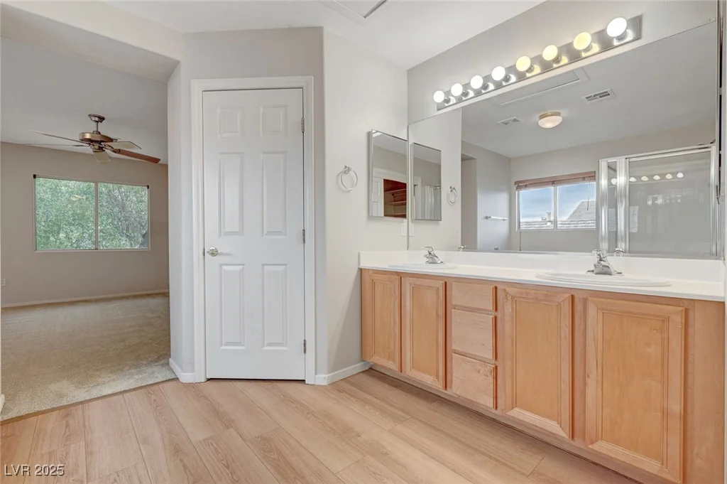 9017 Wolf Dancer, Las Vegas, NV 89143