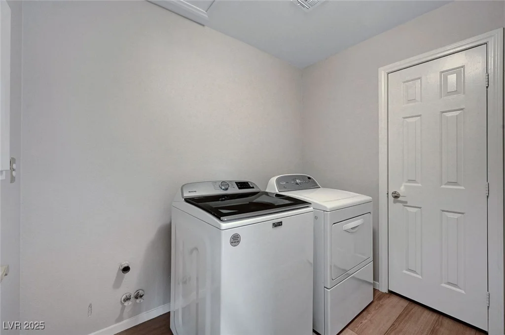 9017 Wolf Dancer, Las Vegas, NV 89143
