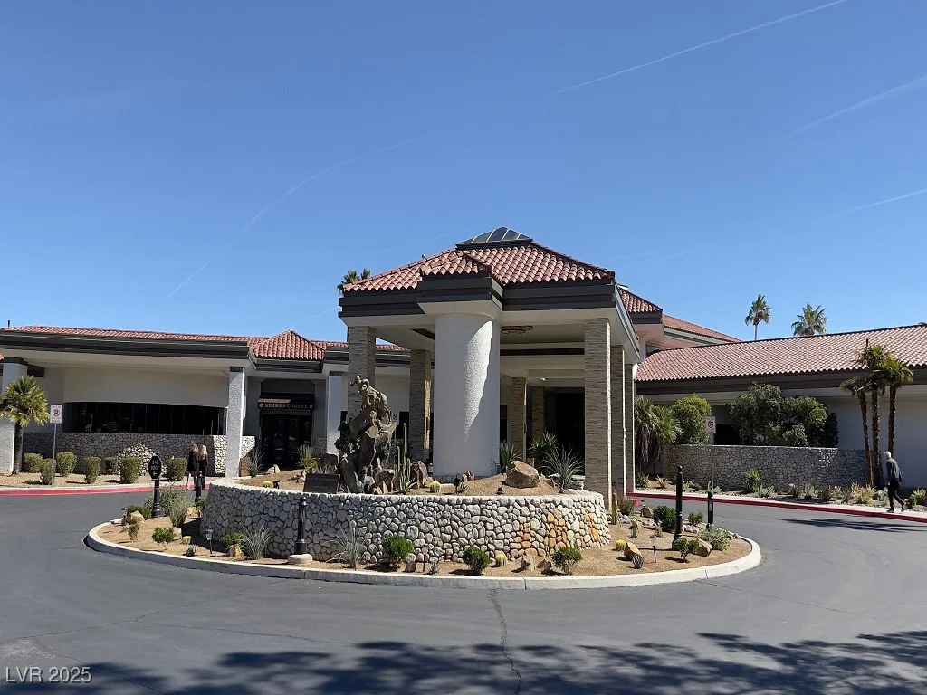 72 Innisbrook, Las Vegas, NV 89113
