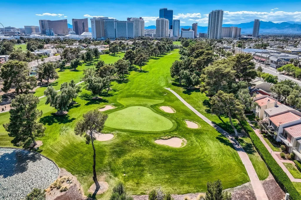 1034 Tam O Shanter, Las Vegas, NV 89109