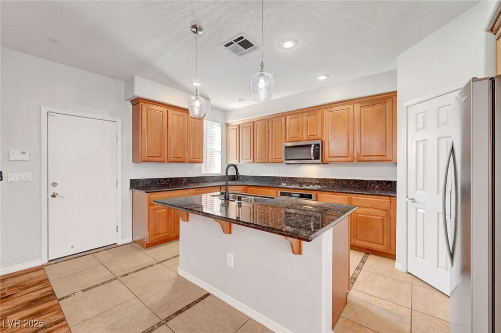 11356 Belmont Lake, Las Vegas, NV 89135