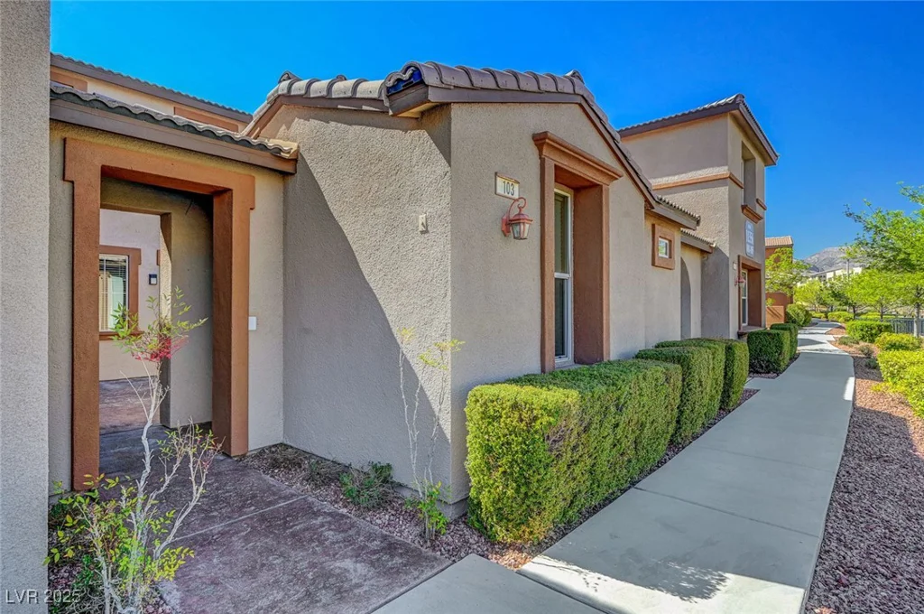 11356 Belmont Lake, Las Vegas, NV 89135