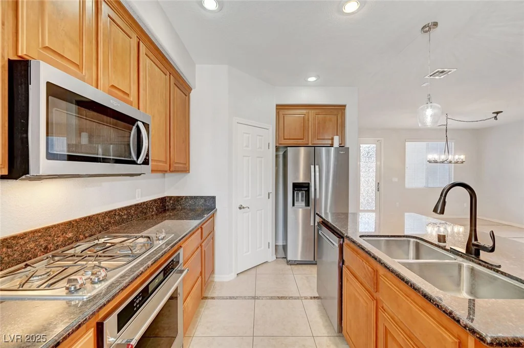 11356 Belmont Lake, Las Vegas, NV 89135