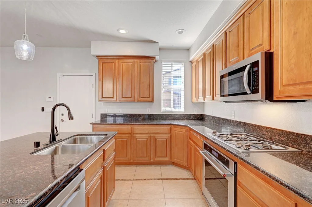 11356 Belmont Lake, Las Vegas, NV 89135