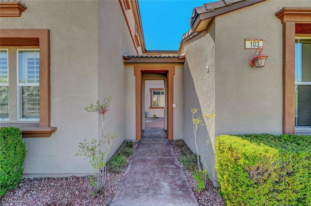 11356 Belmont Lake, Las Vegas, NV 89135